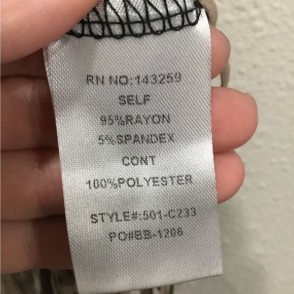 NWT Origami by Vivien Black Taupe Suede Fringe Hem Western Boho Tank Top Size L - Picture 5 of 7